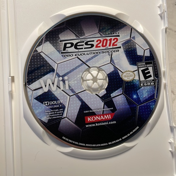 Wii PES 2012 soccer video game - Picture 3 of 4